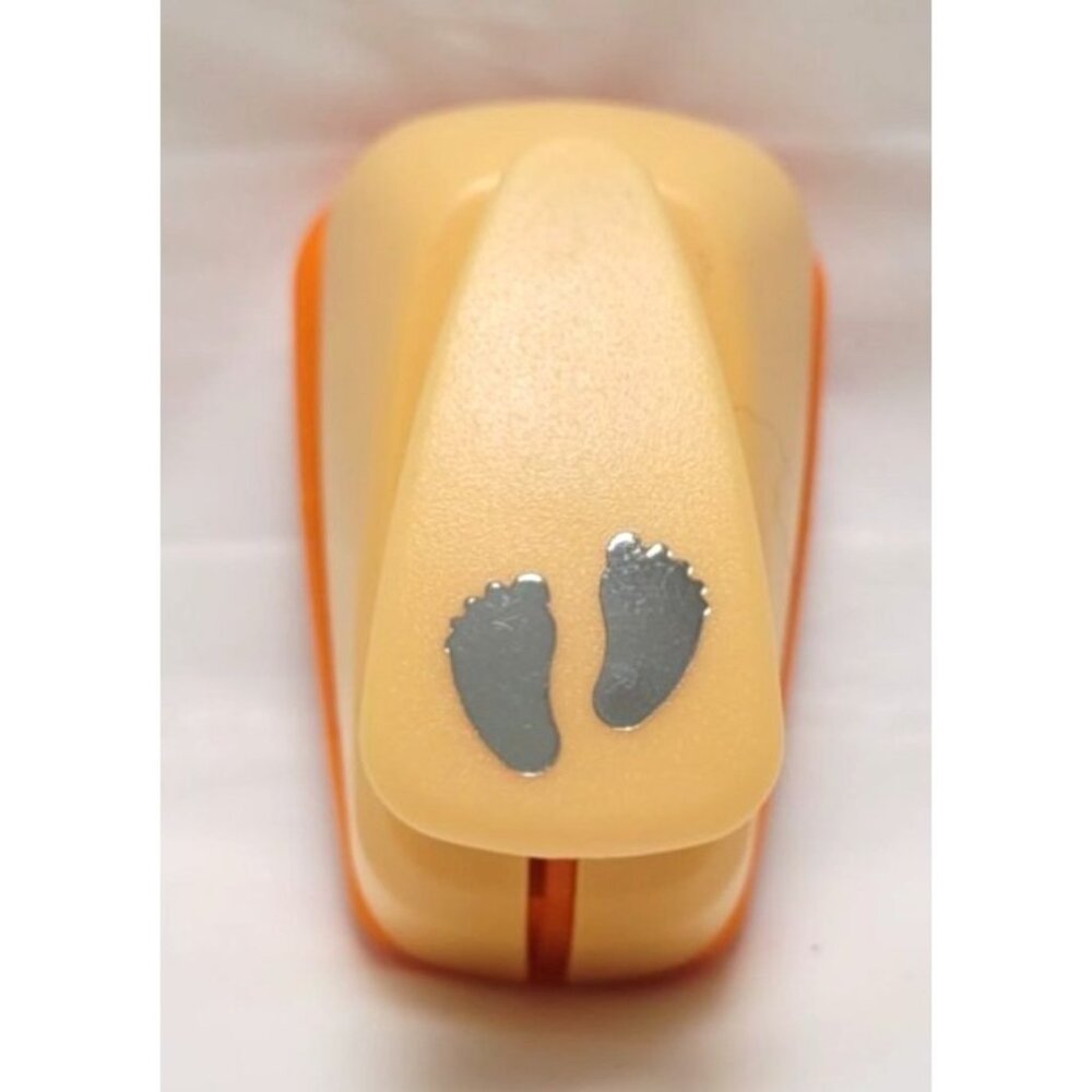 Marvy Uchida Baby Footprint Craft Paper Punch